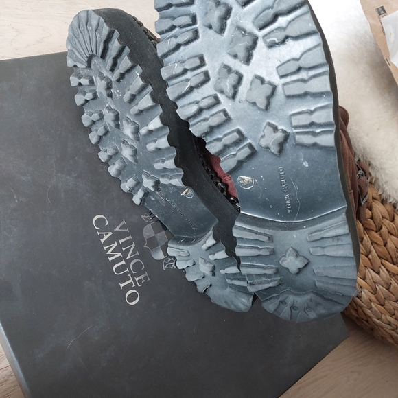 Vince Camuto boots - Picture 4 of 4